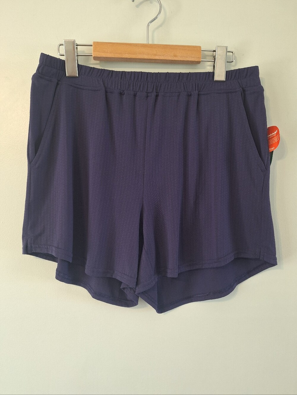 LL Bean Women’s Navy Blue Performance Shorts - S